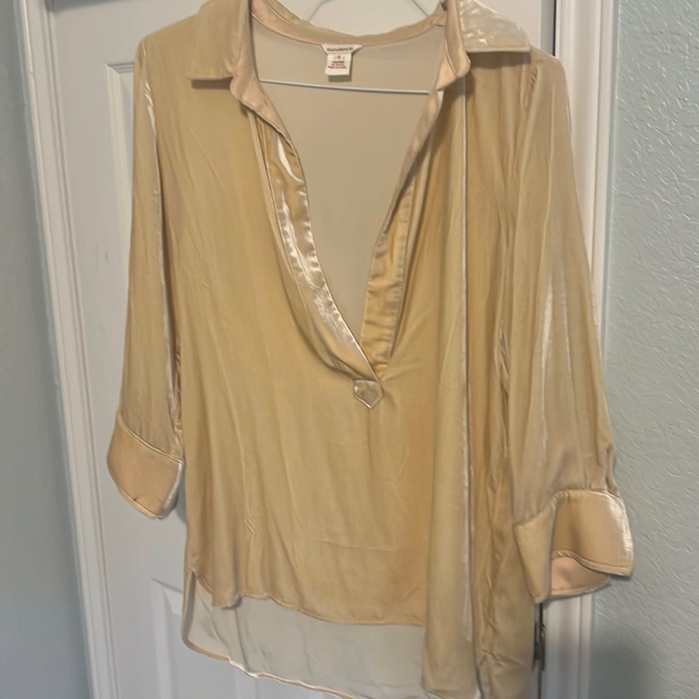 Velvet Sundance Open V Blouse